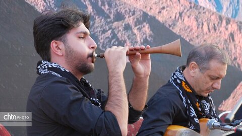 شانزدهمین جشنواره شیره‌پزی مانیزان برگزار شد