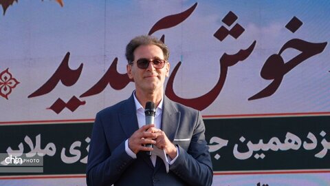 شانزدهمین جشنواره شیره‌پزی مانیزان برگزار شد