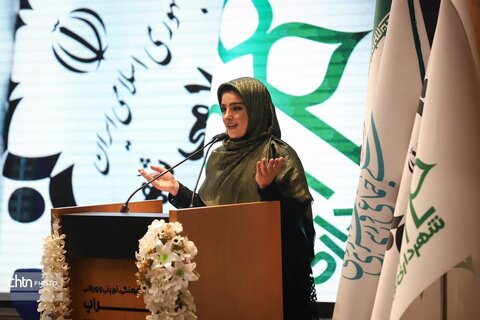 هم‌نوایی موسیقی همدان و آذربایجان در جشنواره شمس و مولانا در خوی