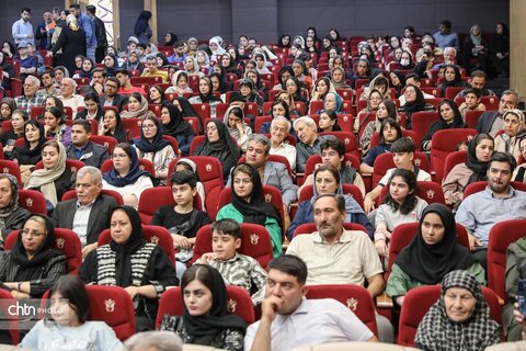 هم‌نوایی موسیقی همدان و آذربایجان در جشنواره شمس و مولانا در خوی