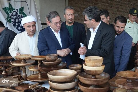 دومین جشنواره انگور سیاه میرآباد