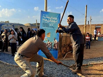 «چوق‌بازی»؛ احیای یک رسم قدیمی در جشنواره گردشگری ابراهیم‌آباد