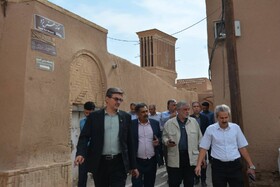 پیگیری تسریع در مرمت بناهای تاریخی بافت یزد در بازدید نماینده مردم
