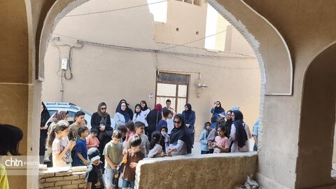 وقتی تاریخ، هم‌بازی کودکان اردکان شد