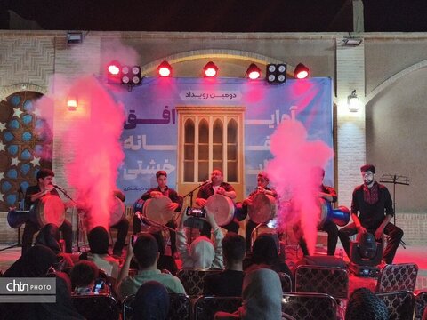 سه شب موسیقی در خانه‌های خشتی اردکان؛ «آوای افق» به ایستگاه پایانی رسید