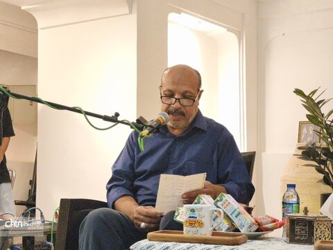 وقتی بادگیر و قنات سوژه طنز شدند؛ شب شعر متفاوت در خانه تاریخی تقدیری اردکان