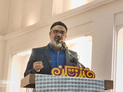 وقتی بادگیر و قنات سوژه طنز شدند؛ شب شعر متفاوت در خانه تاریخی تقدیری اردکان