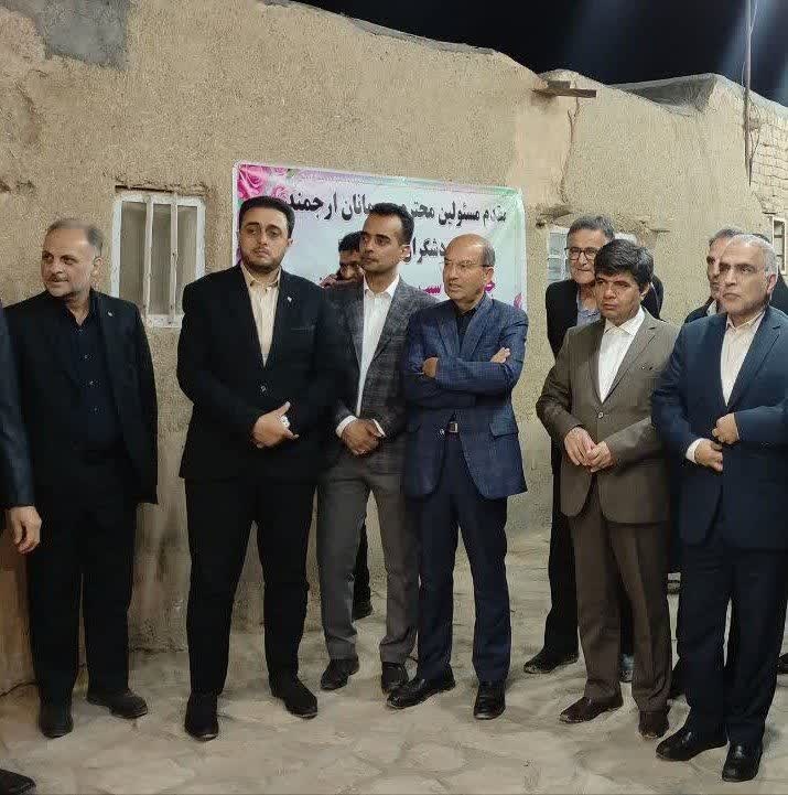 جشنواره سیب در کاروانسرای تاریخی رباط سفید شهرستان مشهد برگزار شد