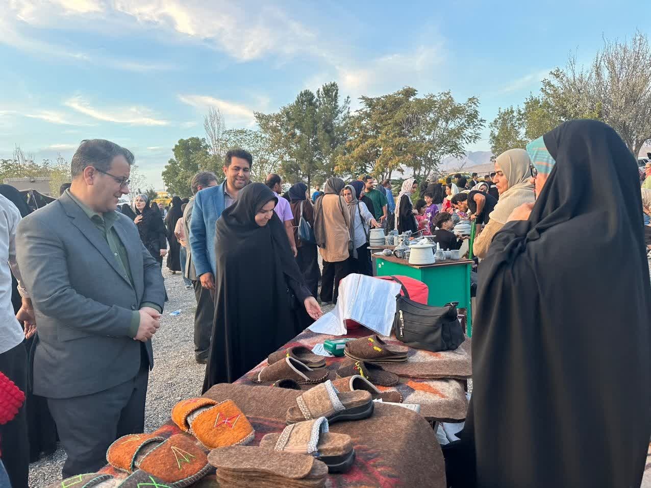 چهارمین جشنواره بستنی رادکان در شهرستان چناران برگزار شد