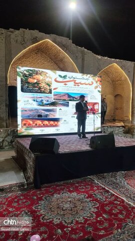 برپایی نخستین جشنواره بزرگ برداشت سیب در روستای رباط سفید با حضور معاون استاندار و فرماندار شهرستان مشهد