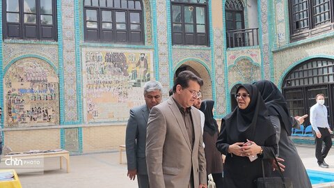 معاون