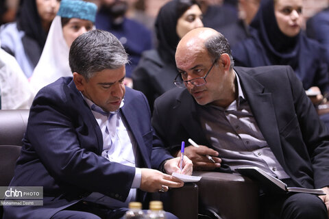 آیین گرامیداشت هفته گردشگری و تجلیل از فعالان این حوزه در اردبیل برگزار شد