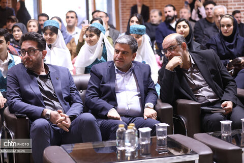 آیین گرامیداشت هفته گردشگری و تجلیل از فعالان این حوزه در اردبیل برگزار شد