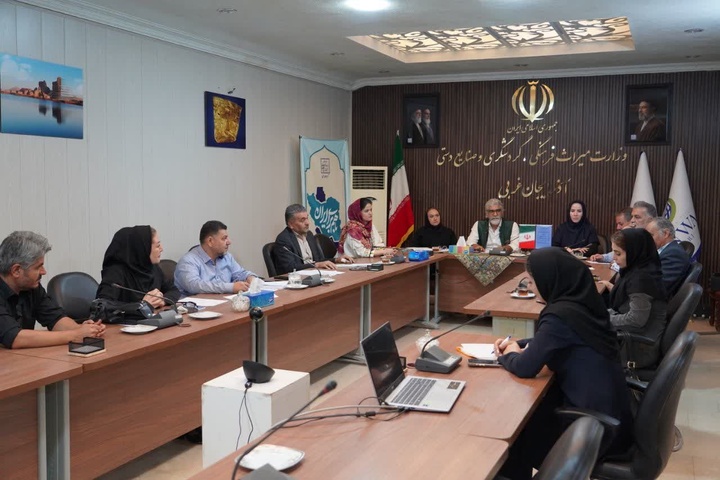 گام نخست آذربایجان غربی برای نهادینه‌سازی صنایع‌دستی با تشکیل کارگروه تشکل‌های حرفه‌ای