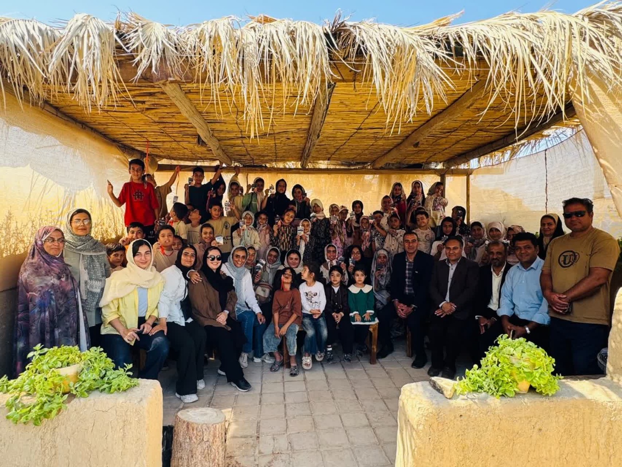 برگزاری کارگاه کودک در روستای جهانی اصفهک