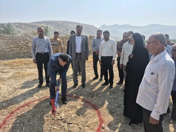 کلنگ‌زنی مرکز گردشگری «ایوان قلعه» در روستای قلعه‌سفید دشتستان