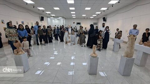 نخستین نمایشگاه گروهی دستاوردهای هنری هنرجویان آموزشگاه هنری آبگینه با عنوان بالهای ایکاروس