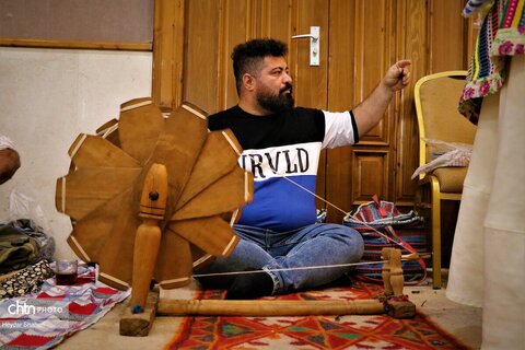 آیین تجلیل از فعالان حوزه گردشگری مازندران و نمایشگاه صنایع‌دستی به مناسبت هفته گردشگری در بابلسر برپا شد