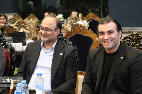 نشست راهنمایان