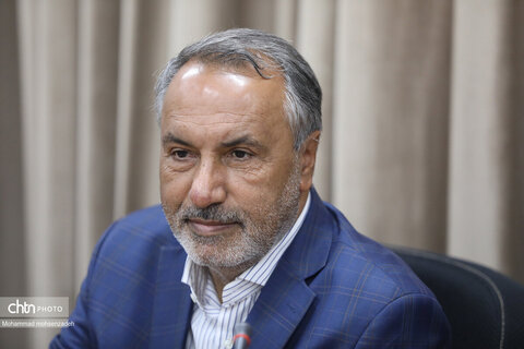 جلسه بررسی مرمت و سامان‌دهی مدرسه تاریخی فیضیه قم