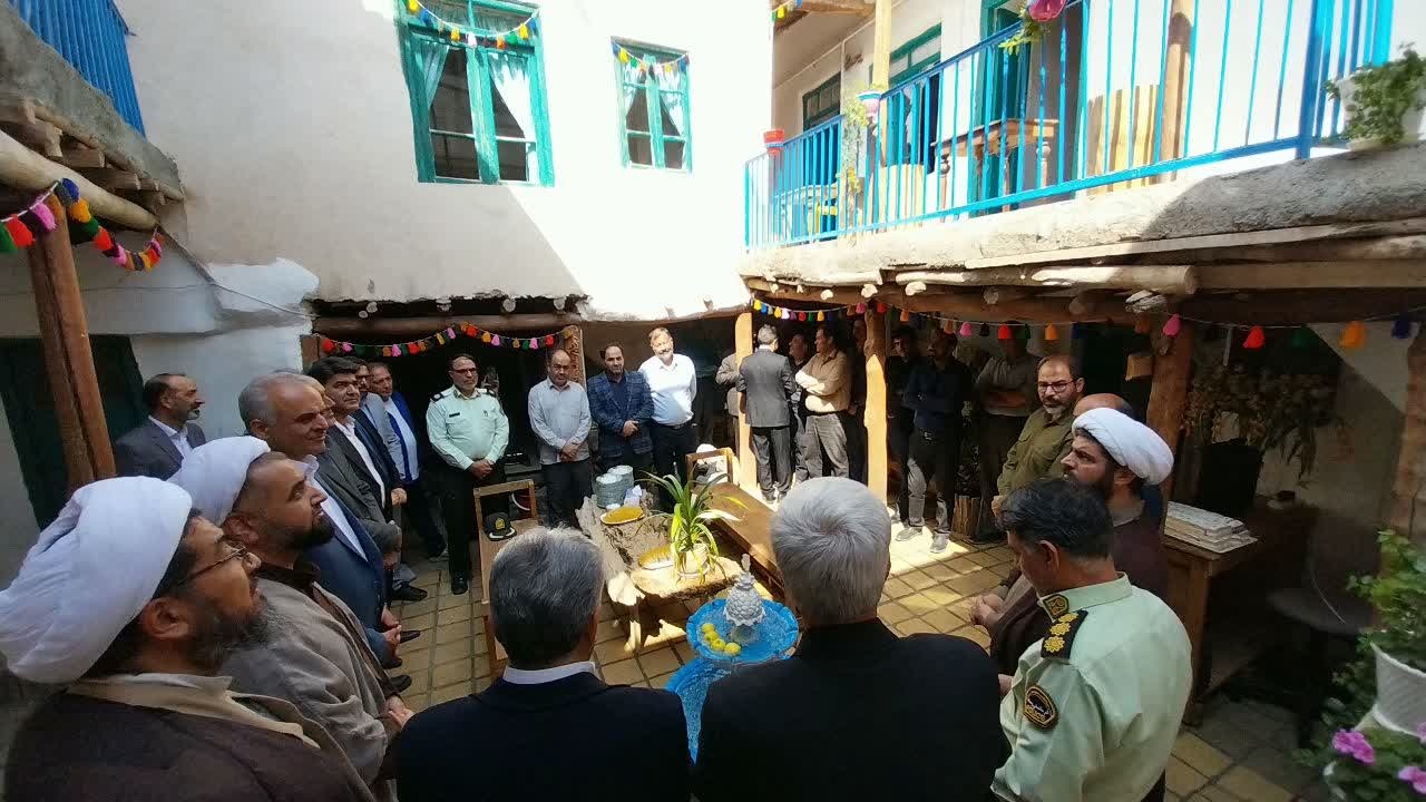 افتتاح ۲ اقامتگاه بوم‌گردی در شهر درود شهرستان زبرخان