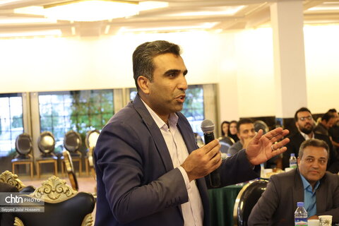 نشست خبری مدیرکل میراث‌فرهنگی، گردشگری و صنایع‌دستی کردستان با اصحاب رسانه