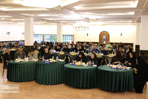 نشست خبری مدیرکل میراث‌فرهنگی، گردشگری و صنایع‌دستی کردستان با اصحاب رسانه
