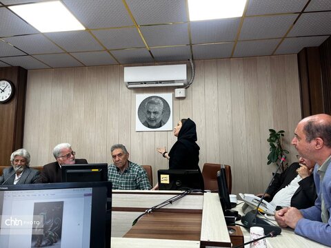 روایت تصویر از رویداد رونمایی ۳۶۰ طرح خلاقانه آبگینه استاد رحمانی؛