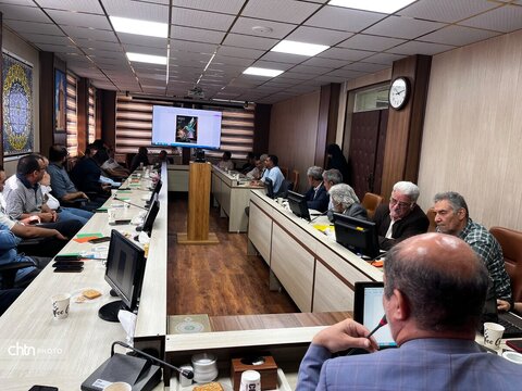 روایت تصویر از رویداد رونمایی ۳۶۰ طرح خلاقانه آبگینه استاد رحمانی؛