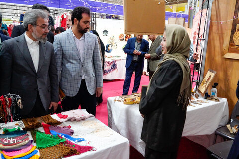دومین نمایشگاه عرضه و فروش محصولات بانوان کارآفرین همدان افتتاح شد