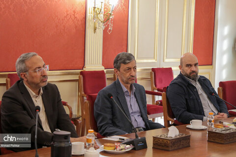 صالحی‌امیری در نشست مشترک با رئیس ستاد اجرایی فرمان حضرت امام(ره)