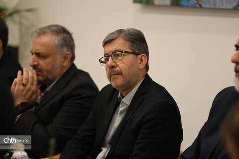 نشست میز گردشگری استان اصفهان