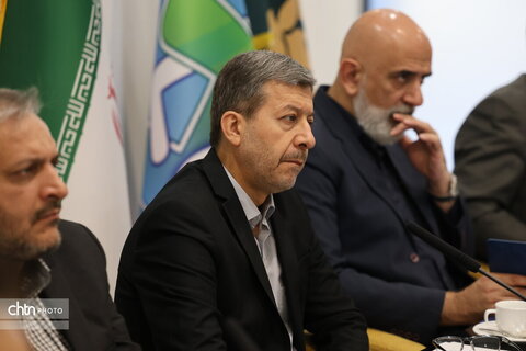نشست میز گردشگری استان اصفهان