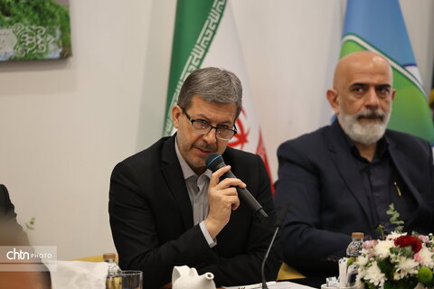 نشست میز گردشگری استان اصفهان