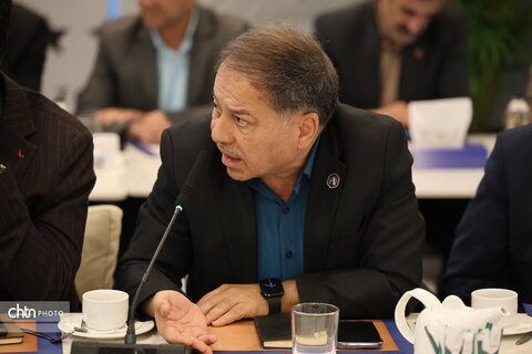 نشست میز گردشگری استان اصفهان