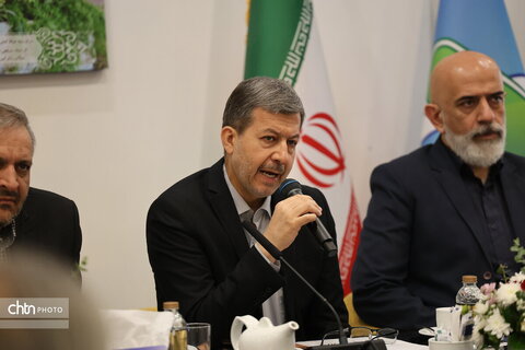 نشست میز گردشگری استان اصفهان