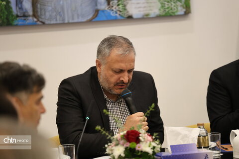 نشست میز گردشگری استان اصفهان