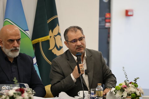 نشست میز گردشگری استان اصفهان