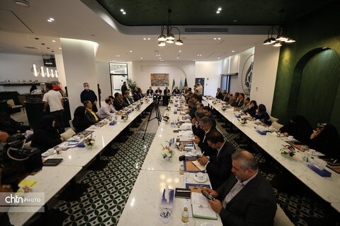 نشست میز گردشگری استان اصفهان