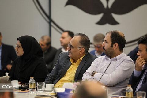 نشست میز گردشگری استان اصفهان