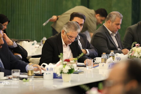 نشست میز گردشگری استان اصفهان