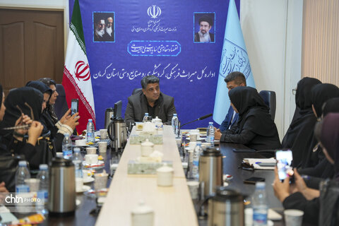 حمایت از بانوان فعال صنایع‌دستی در مسیر توسعه بازار و اشتغال پایدار دنبال می‌شود
