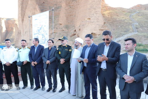 پنجمین جشنواره ماهی قزل‌آلای شهرستان ماهنشان در جوار قلعه تاریخی بهستان