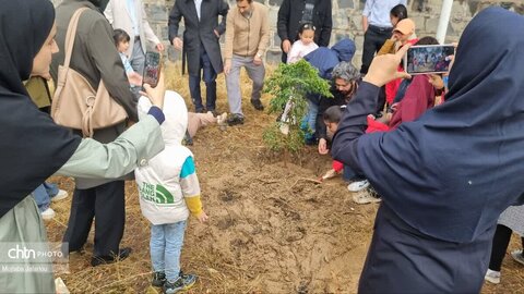برگزاری برنامه «نهال هویت» به مناسبت هفته ملی و روز کودک در زنجان