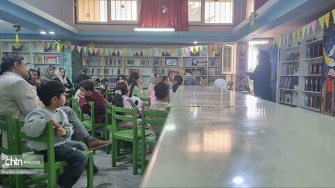 برگزاری برنامه «نهال هویت» به مناسبت هفته ملی و روز کودک در زنجان