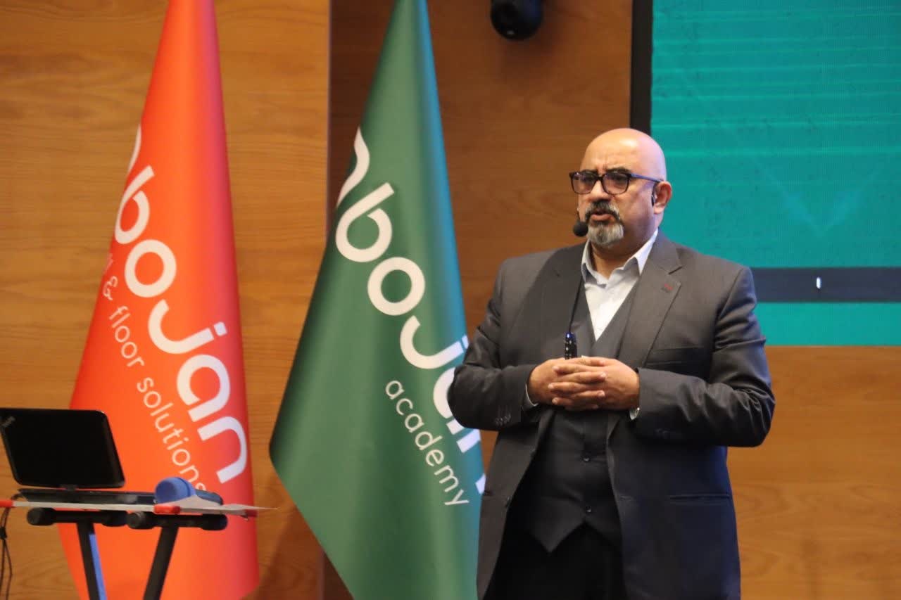 گردشگری باید انسانمحور بماند/ برنامهریزی رقابتپذیر در شرایط بحران
