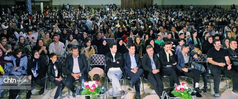جشنواره خزان و خنده در منطقه آزاد ماکو