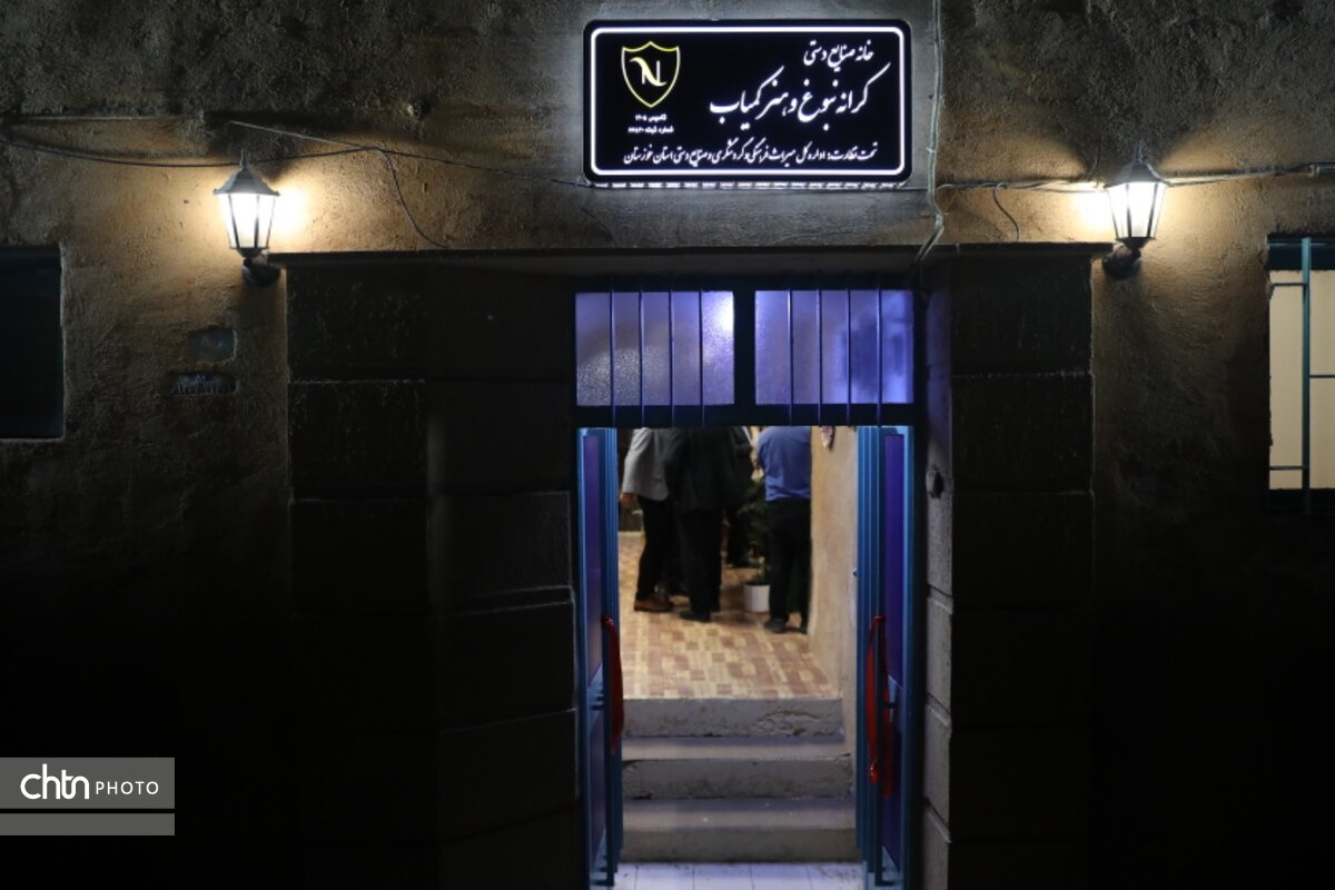 گشایش نخستین خانه صنایعدستی کلانشهر اهواز؛ مرکزی برای پیوند هنر و مردم/ افق روشنی برای صادرات صنایعدستی خوزستان پیشرو داریم
