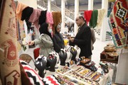 حضور هنرمندان صنایع‌دستی اردبیل در نمایشگاه توانمندی بانوان/ لزوم ایجاد محل دائمی برای نمایش و فروش محصولات صنایع‌دستی