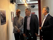بازدید مدیرکل میراث‌فرهنگی استان تهران از نمایشگاه عکس «۴۰ روز مقاومت و پیروزی»